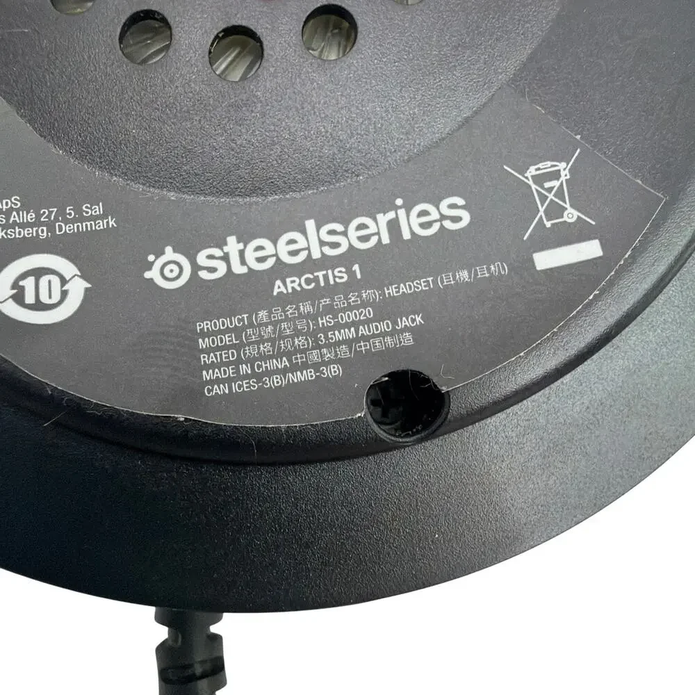 SteelSeries Arctis 1 Wired Gaming Headset HS-00020 Black – No Mic, Needs EarPads